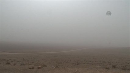 Kobane'ye Toz Bulutu Çöktü