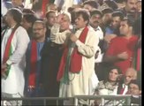‫کارکنوں کی لاشوں پر ناچتے تحریک انصاف لیڈران - I Hate Imran Khan (The Master of U Turn) _ Facebook‬