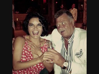 DjBurakUlus x Göksel - Hak Yerini Buldu Remix 2014