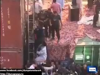 Imran Khan Climbed Stage To Reach Pole