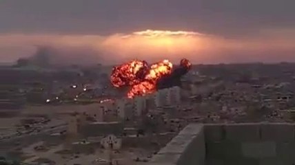 Fighter Jet Crash Caught on Cam