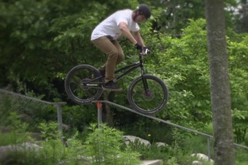 Léo Nobile // One Spot, One Tricks: Bunny Up Rail to Rail - Trial Bike