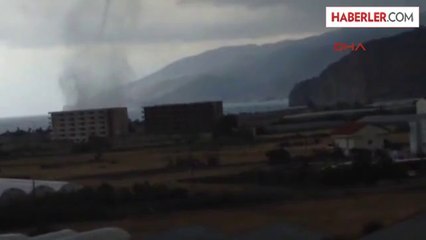 Gazipaşa' da Hortum Korkuttu