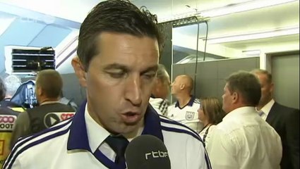 Besnik Hasi sur le titre d'Anderlecht