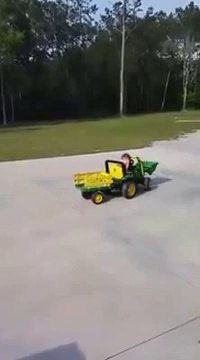 So cute Kid falling asleep driving! Hilarious...