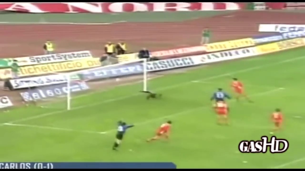 Roberto Carlos Best Goals - The Rocket - Robert...