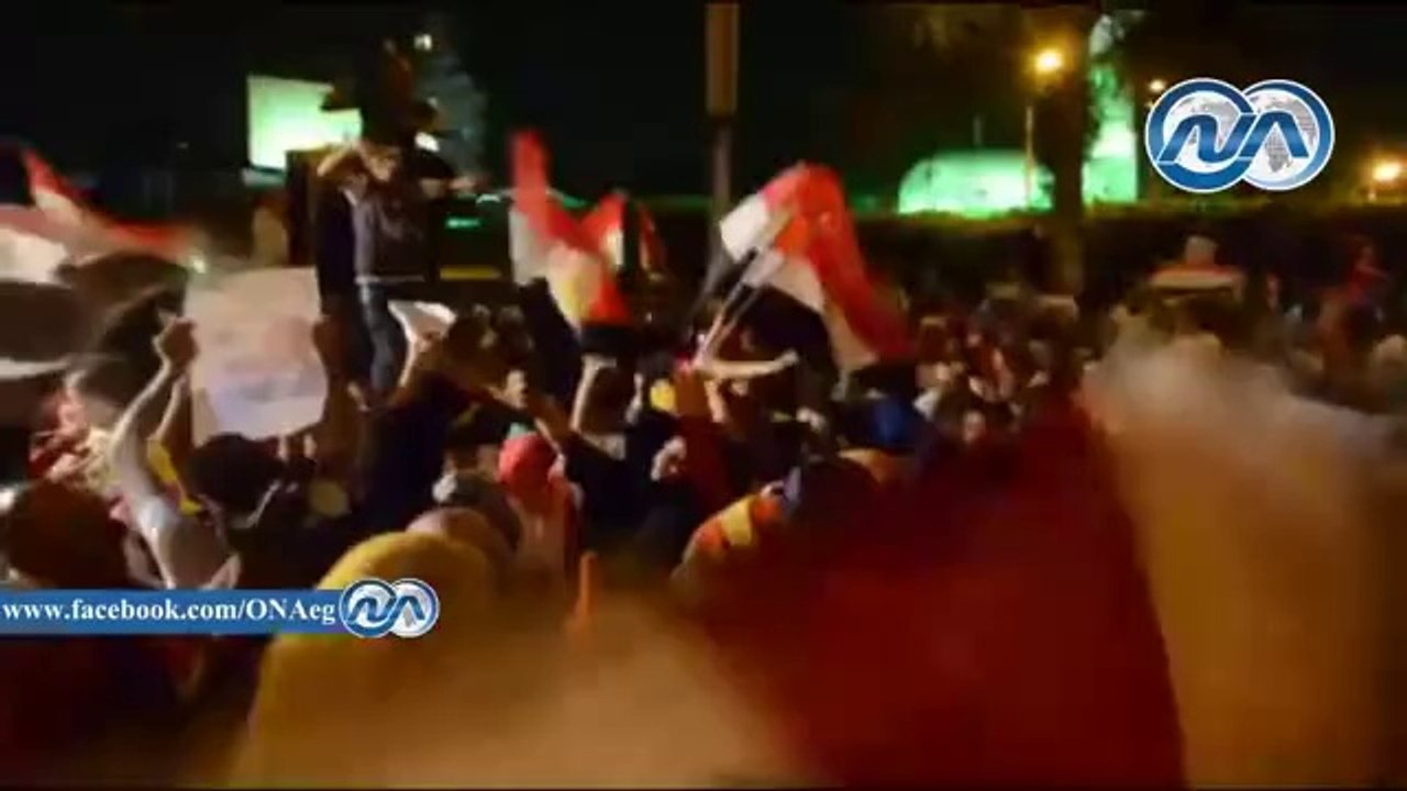 أنصار "السيسي" يطلقون الألعاب النارية إحتفالا بتفوق أعداد أصواته في الانتخابات