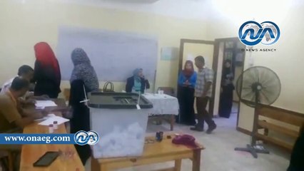 شاهد ..  زحام بلجان الانتخابات بالإسماعيلية قبل لحظات من إغلاق الصناديق