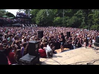 Passenger busking in Vondelpark