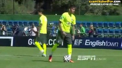 Neymar'ın Garip Penaltı Atışı