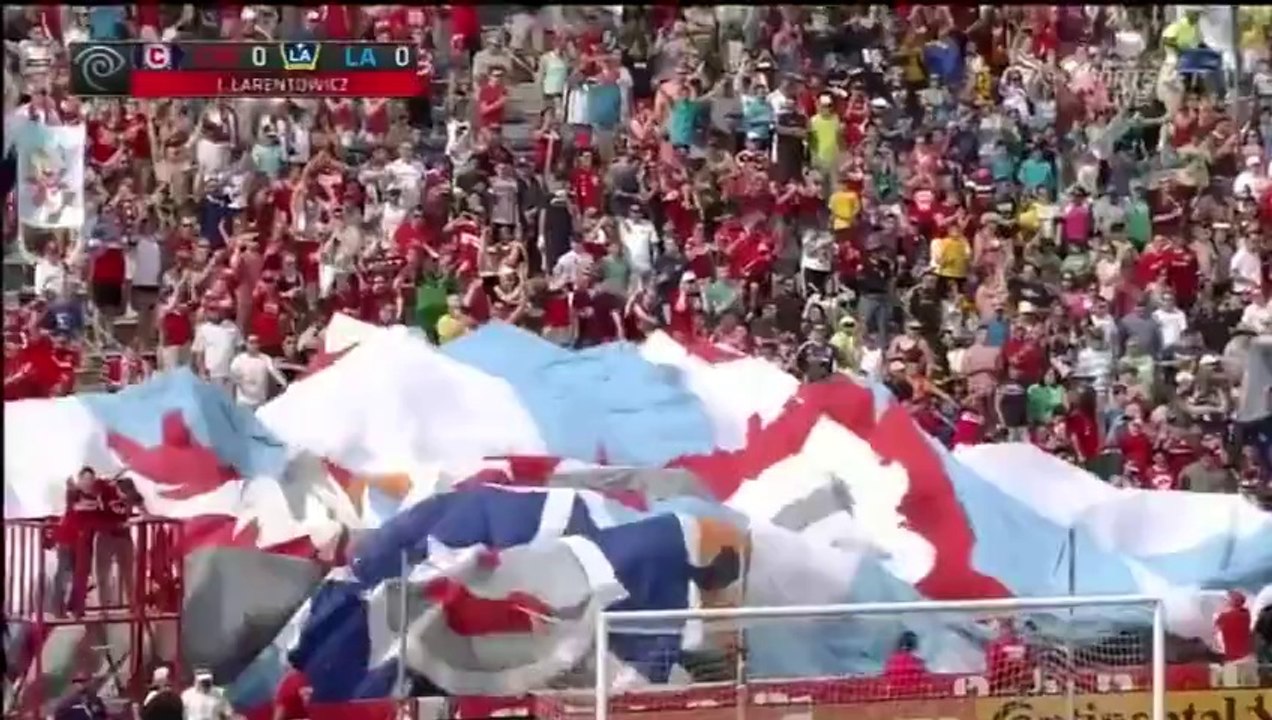 GOAL  Jeff Larentowicz converts from the spot   Chicago Fire vs. LA Galaxy