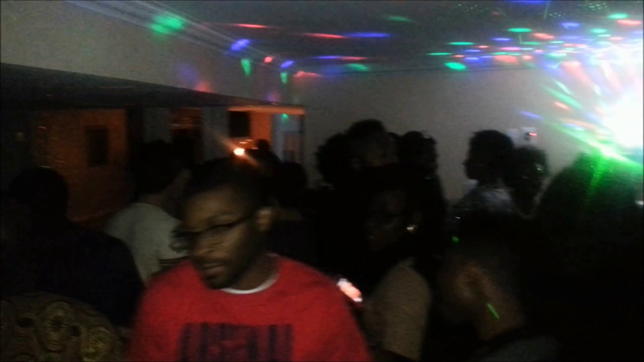 DJ gig Log - Frank's Christmas Party 12/25/2013