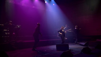 Christine and the Queens - "Chaleur humaine" Live @France Inter