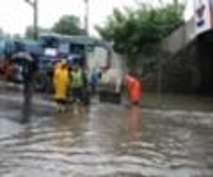 Sağanak etkili oldu