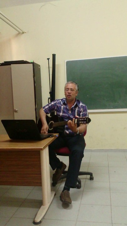 önce birkaç damla yaş...