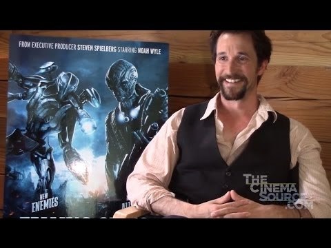 Falling Skies: Season 3 Exclusive Interviews with Noah Wyle, Drew Roy, Moon Bloodgood, Doug Jones