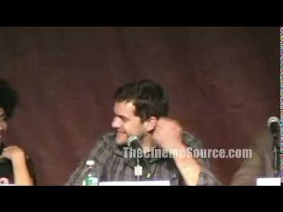 Fringe NY Comic Con Interviews with Anna Torv, Joshua Jackson, Lance Reddick, Kirk Acevedo - Part 1