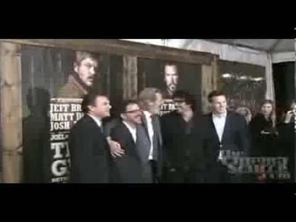 True Grit Red Carpet Premiere Interviews with Rudy Giuliani, Paul Rae, Bill Hader