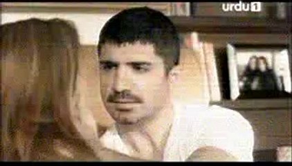 Bedroom  scene - Khali Haath - urdu1