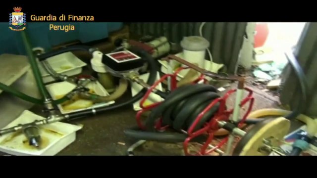 Torgiano (PG) - Contrabbando carburante, 11 arresti l'operazione della gdf (21.06.13)