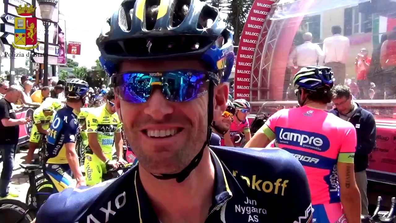 Polizia di Stato - Il BiciScuola  Polizia Stradale al Giro d'Italia 2013 (25.05.13)