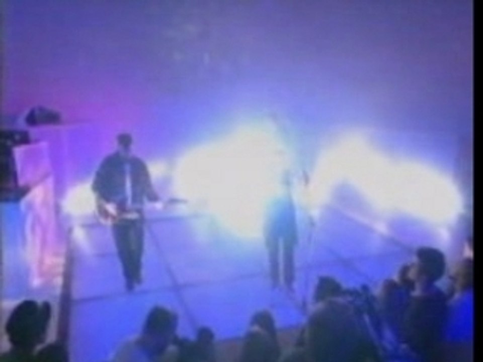 Cocteau Twins - Seekers Who Are Lovers