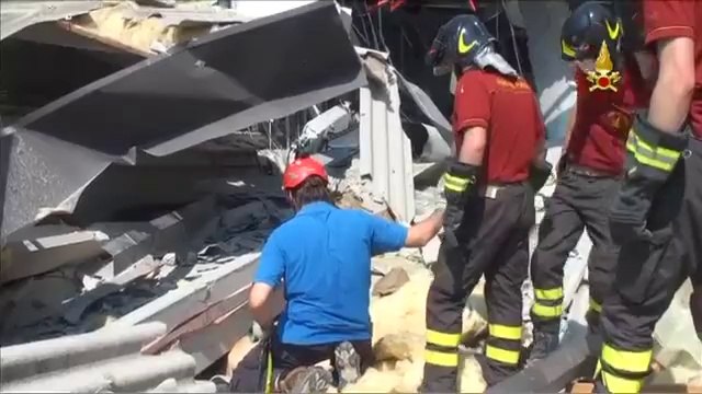 Medolla Cavezzo Mirandola (MO) - Terremoto - Danni zona industriale - Haimotronics 5 (29.05.12)