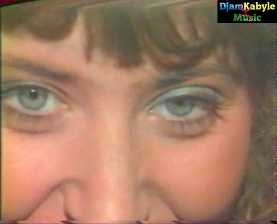 Amirouche "Yeggul" (clip) folklore Kabyle / années 90
