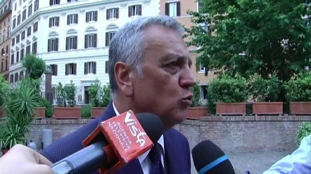 Sacconi - Ridurre la spesa pubblica per avere meno tasse ed essere più credibili (05.06.12)