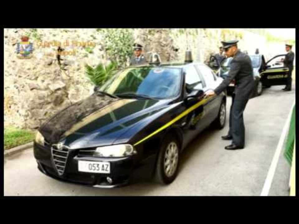 Napoli - La Gdf sequestra società per evasione da 14 milioni -2- (19.05.14)