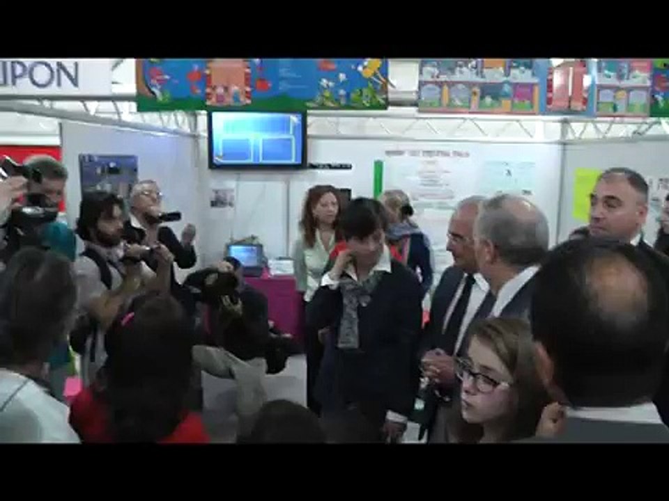 Napoli - Il ministro Carrozza a Città della Scienza -2- (07.05.13)