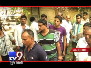 Download Video: Man brutally beaten by Police during probe, Ahmedabad - Tv9 Gujarati