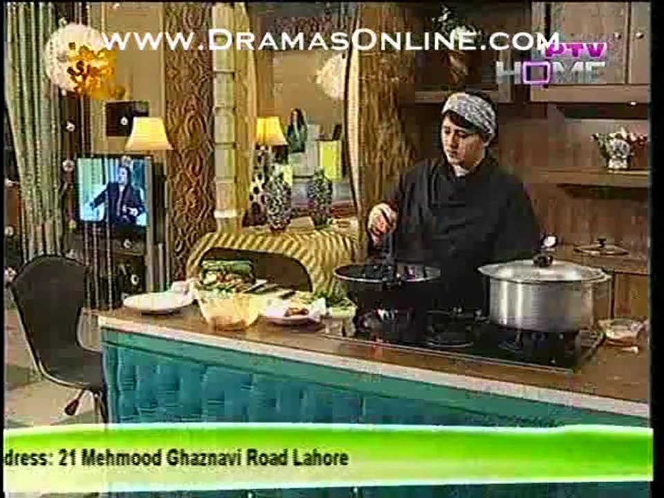 Comedian Hanif Raja telling his story that how he turned from fine arts to acting and comedy