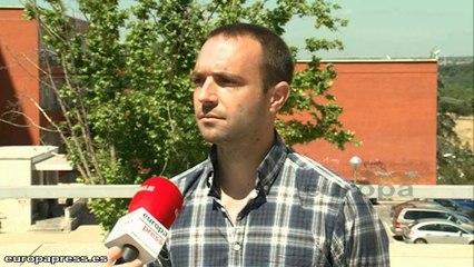 Podemos pide dar la palabra a la gente sobre el rey