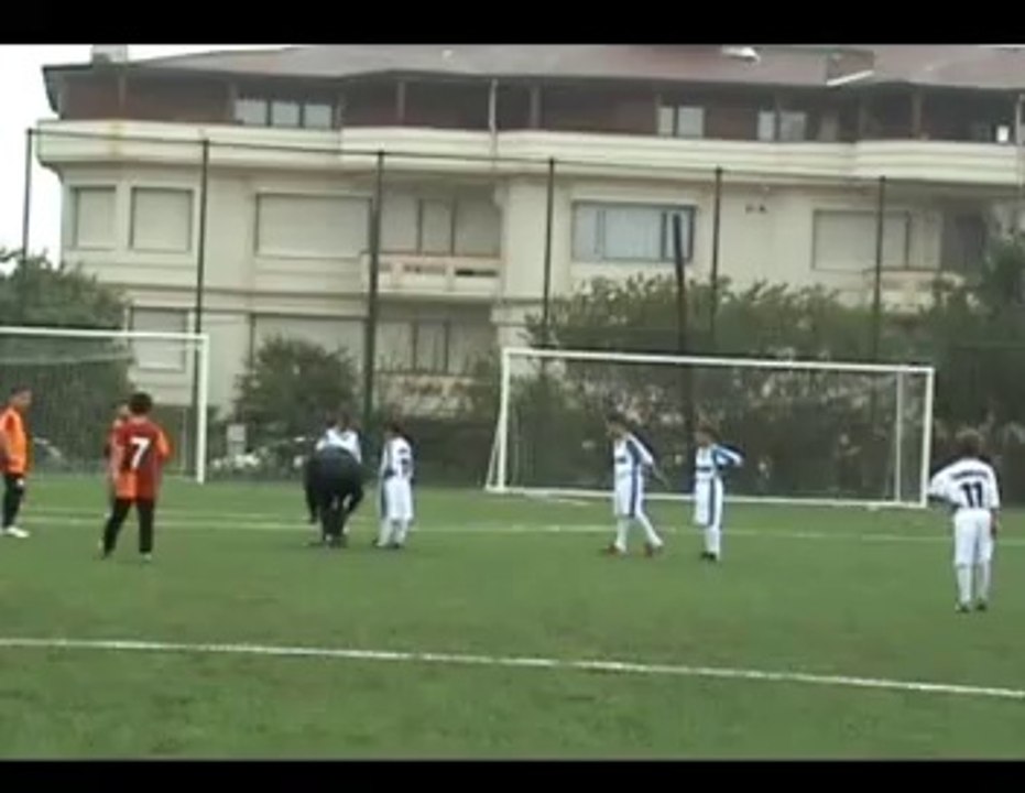 EZİNE YILDIRIMSPOR-GALATASARAY MAÇI.2003-2004-2005 DOĞUM.10 MAYIS 2014.1.DEVRE
