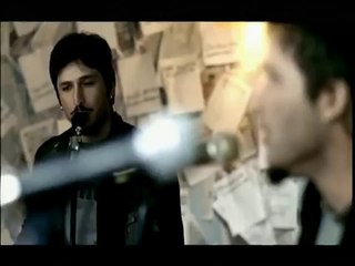 Hala Aşk Var Mı (Redd)