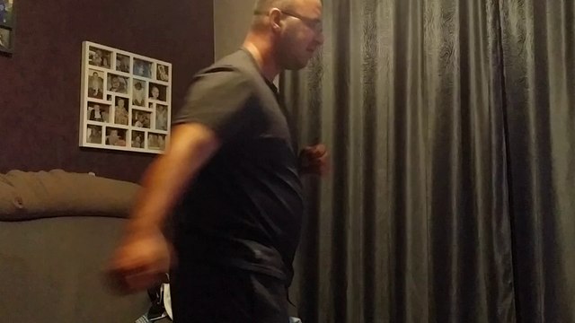 Moi a boxer avec ma kinect mdr