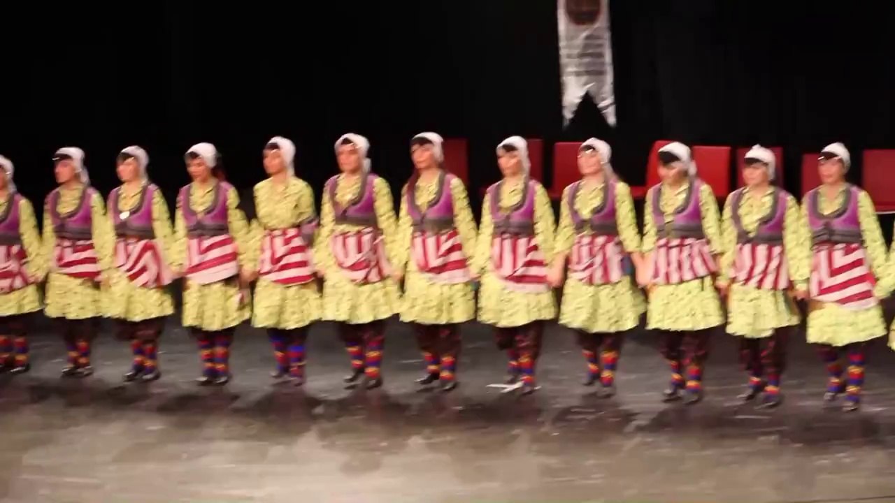 Karadeniz Akçaabat Horonu ve Adıyaman Yöresi Halk Oyunları (Yeditepe Halk Oyunları Derneği)