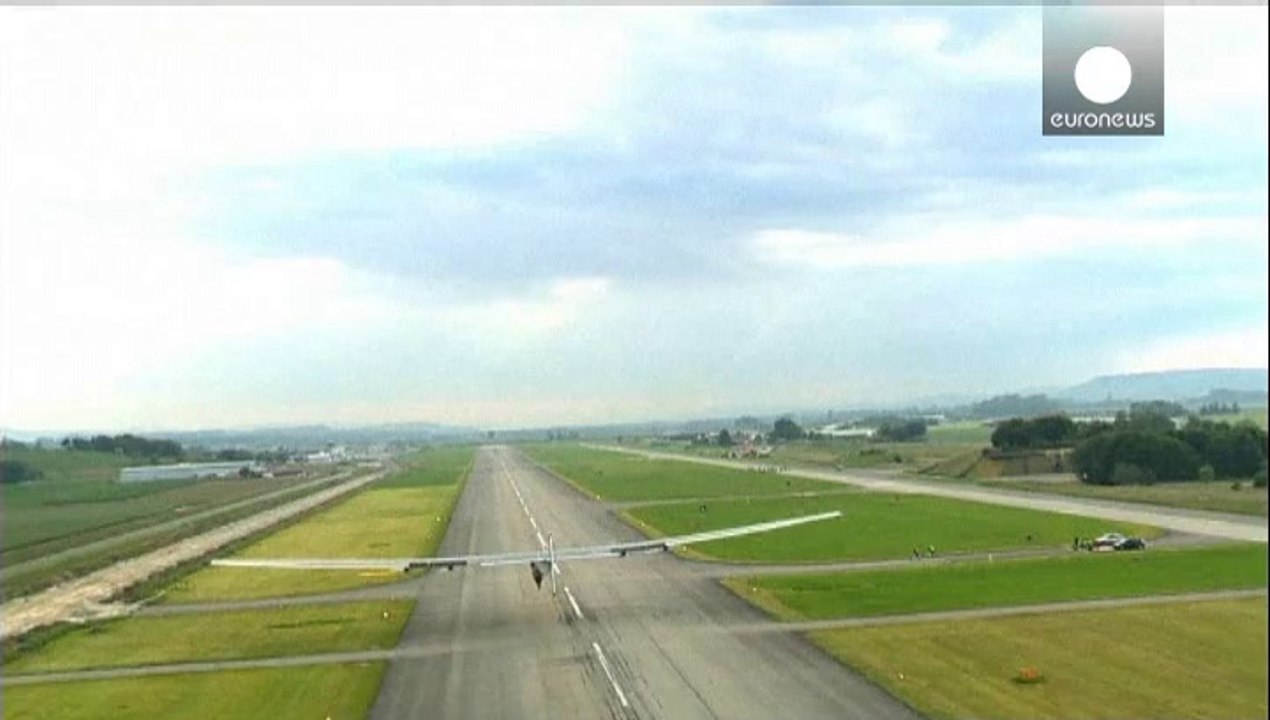 Güneş enerjisiyle çalışan uçak dünya turuna çıkacak