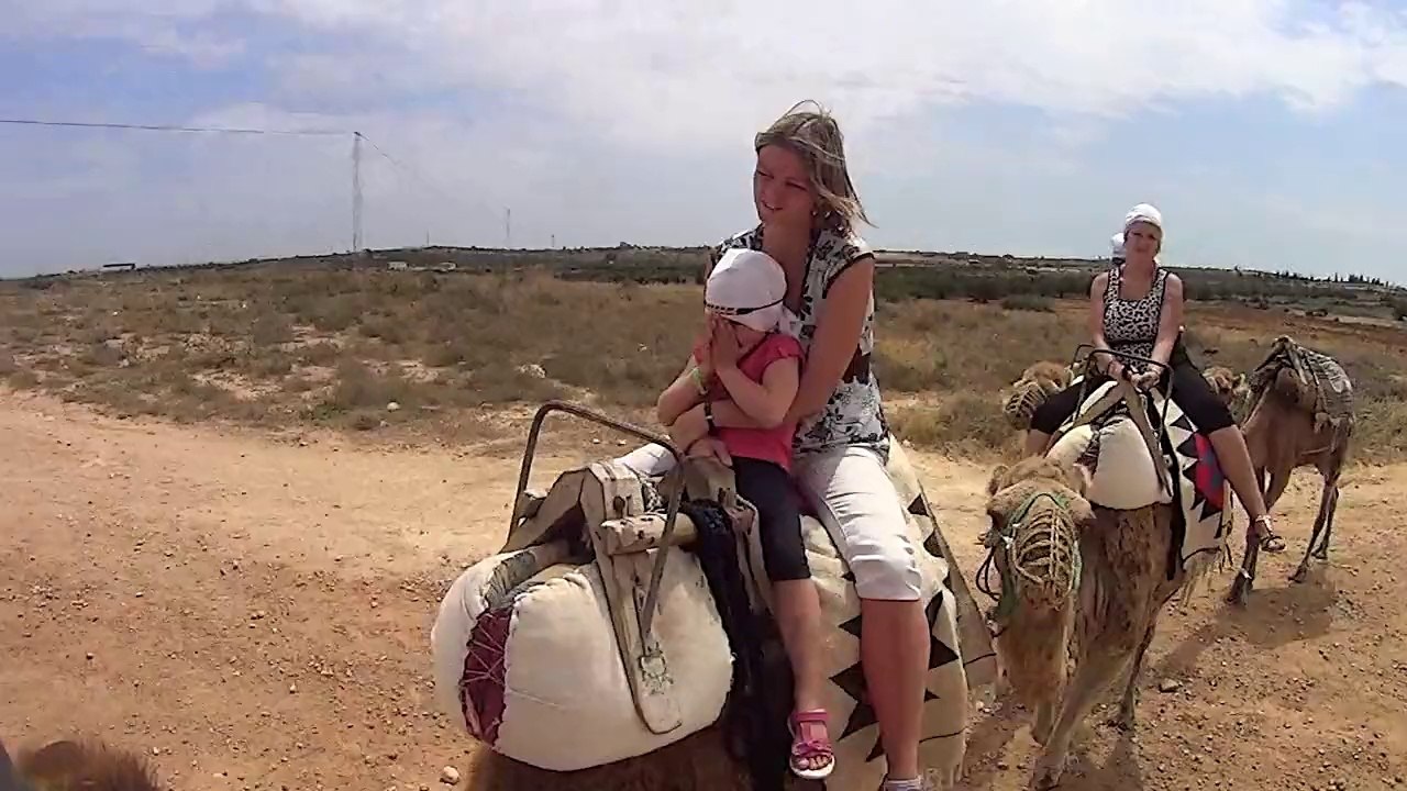 SAHARA BEACH Mai 2014 ballade en dromadaire
