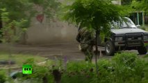 LIVE FIRE Raw video of pro-autonomy militia in Lugansk border base battle