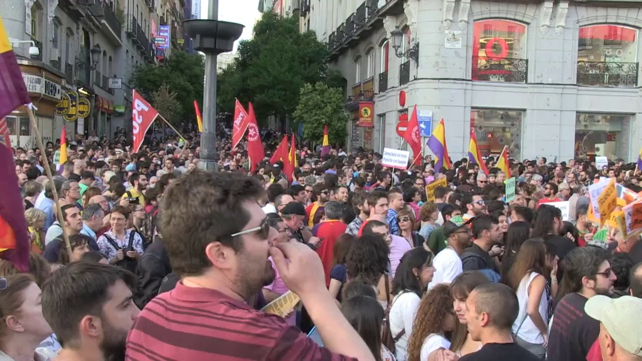 Espanhóis pedem república