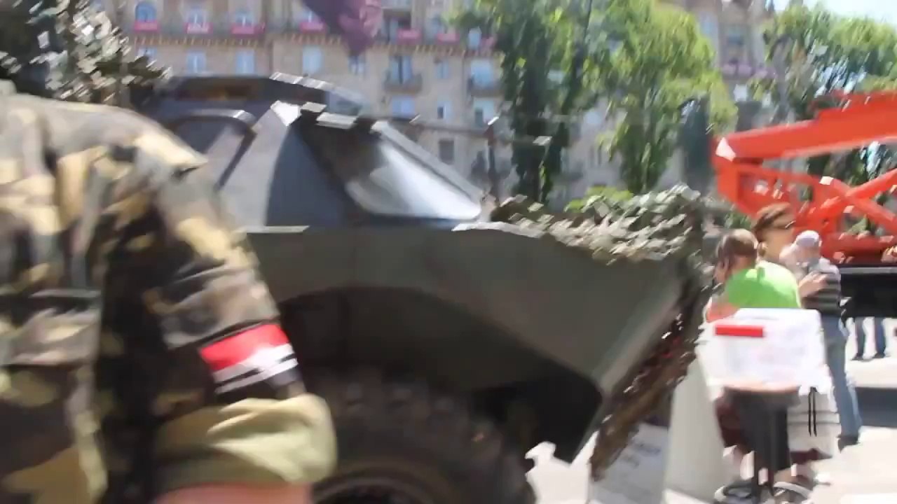 Грэм Филиппс затроллил профурсеток
