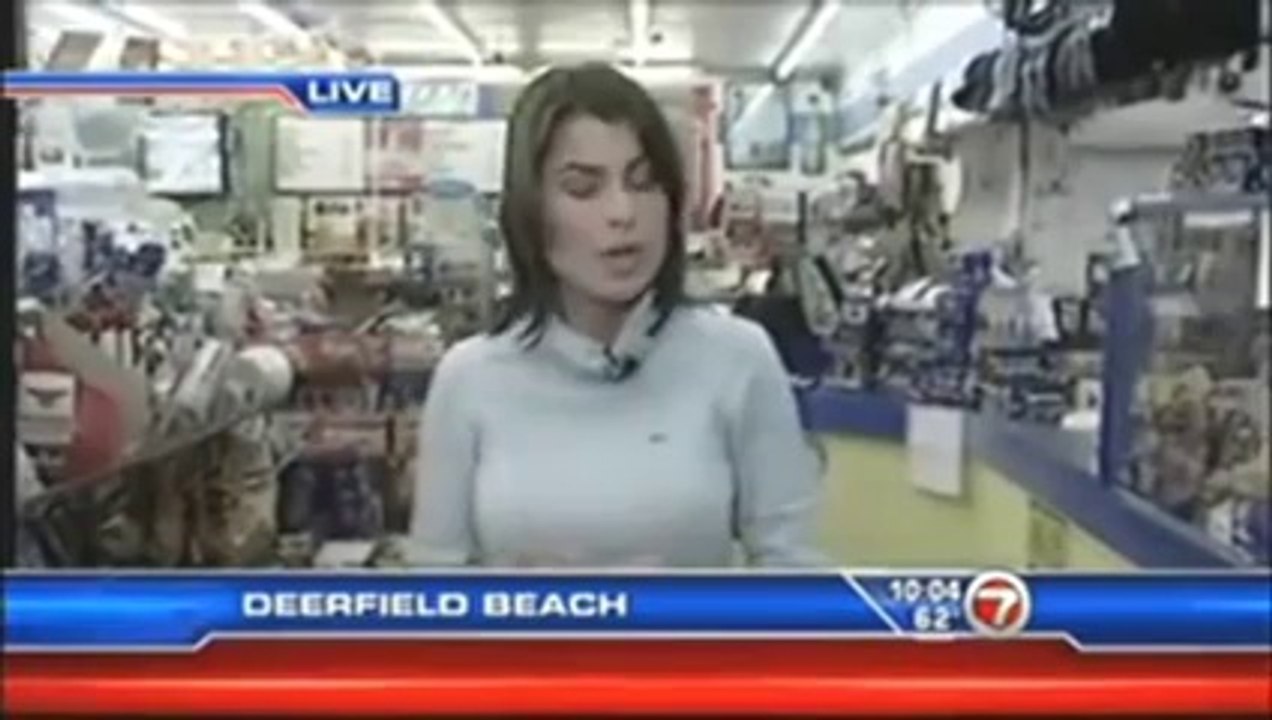 Store Clerk Shoots Black Robber in Face in Self Defense