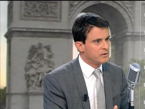 Manuel Valls écœuré des critiques à l'égard de François Hollande - 03/05