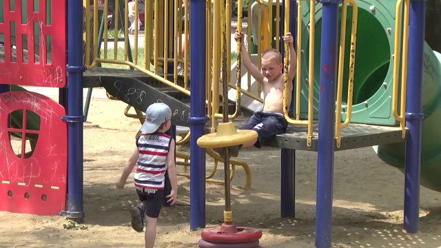 Луганск отношение к АТО