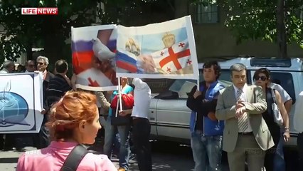 Новое. В Тбилиси активисты выступили за возобновление отношений с Россией. 28.05.2014.
