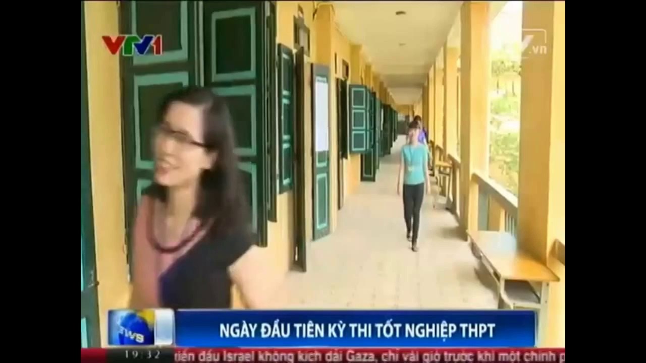 Hội đồng thi 20 cán bộ, phục vụ thi cho 1 thí sinh