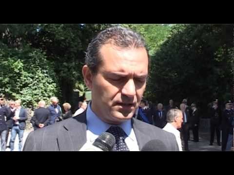 Napoli - 2 Giugno, De Magistris: Ancora tanta strada da fare su lavoro e uguaglianza (02.06.14)