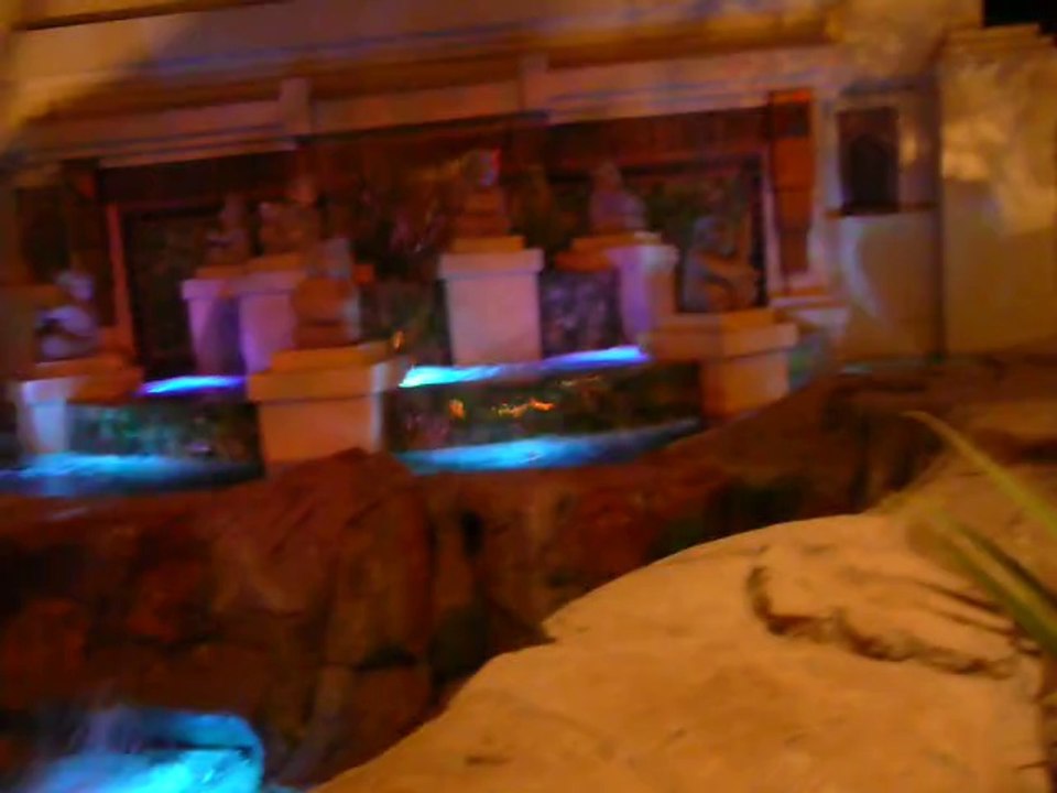 LUXOR 013